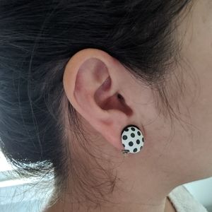 Clip on polkadot circled earrings